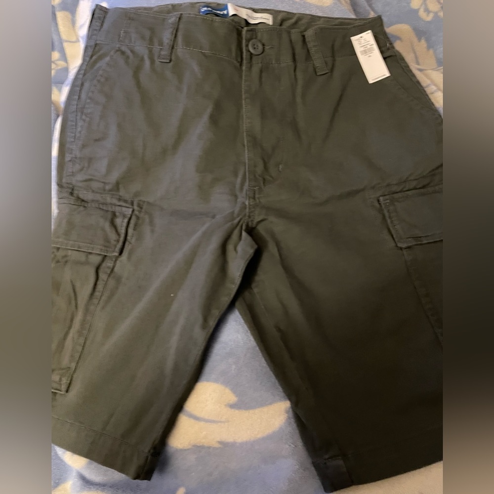 Men’s Dark Gray Cargo Shorts **SALE